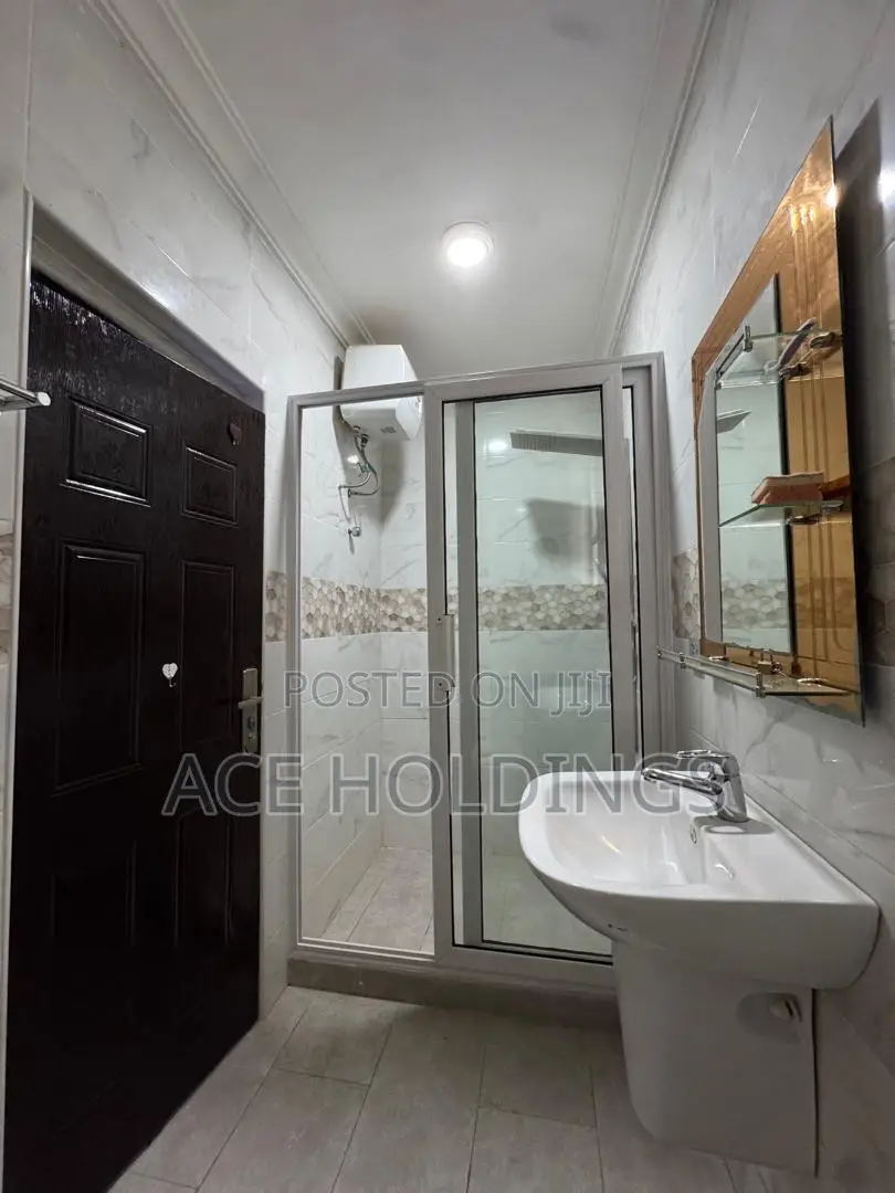 2bdrm Apartment in West Trasacco, School Junction for rent