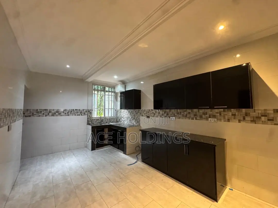 2bdrm Apartment in West Trasacco, School Junction for rent