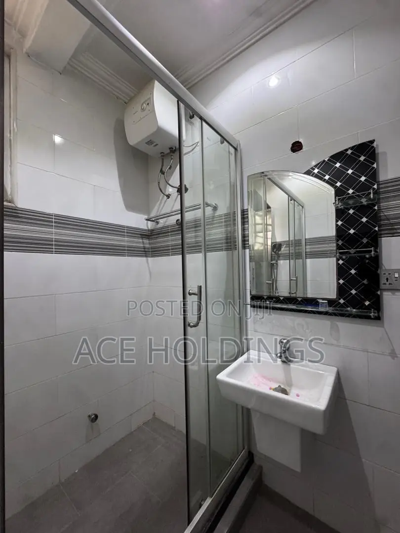2bdrm Apartment in West Trasacco, School Junction for rent