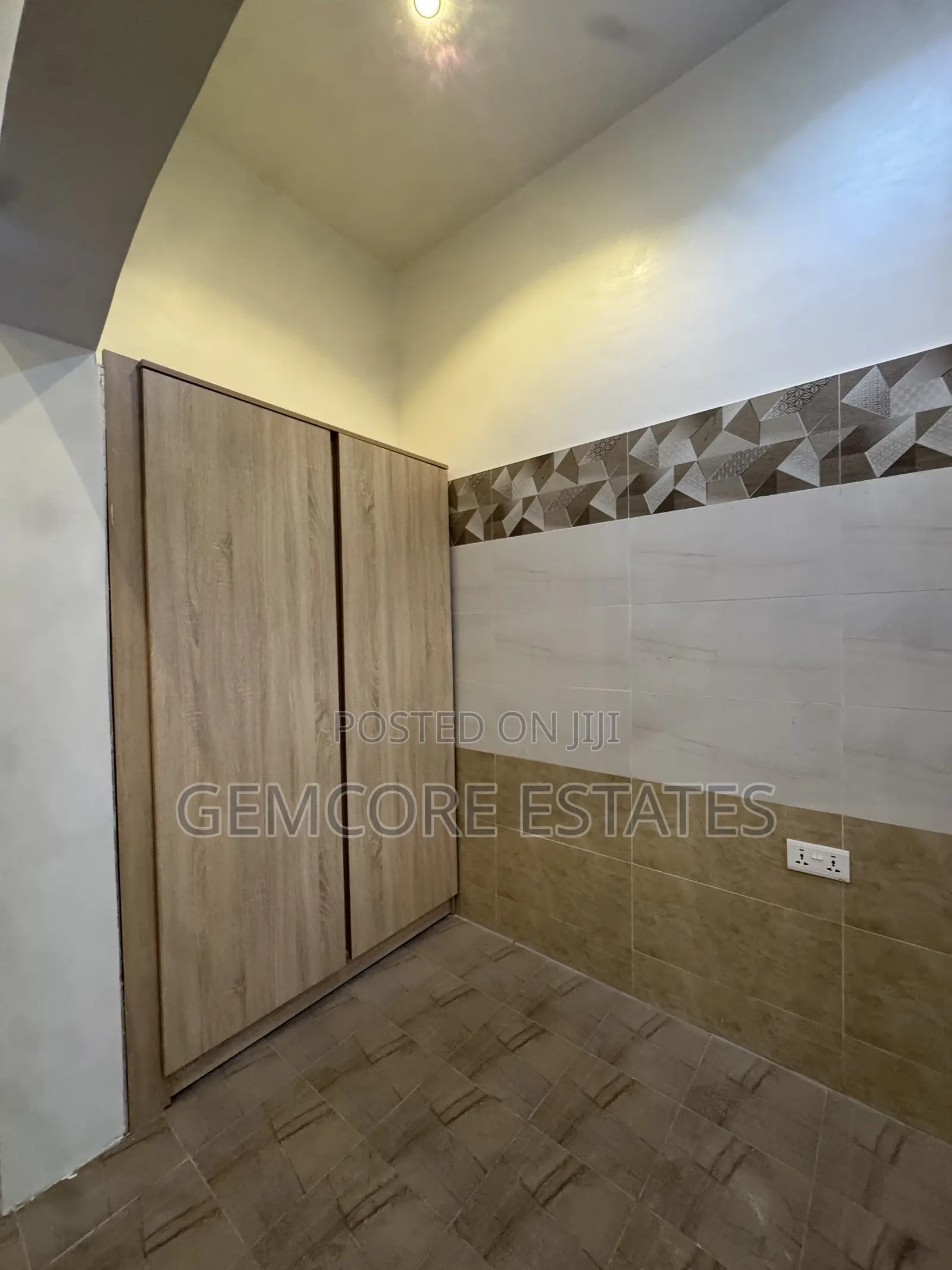 2bdrm Apartment in East Legon for sale