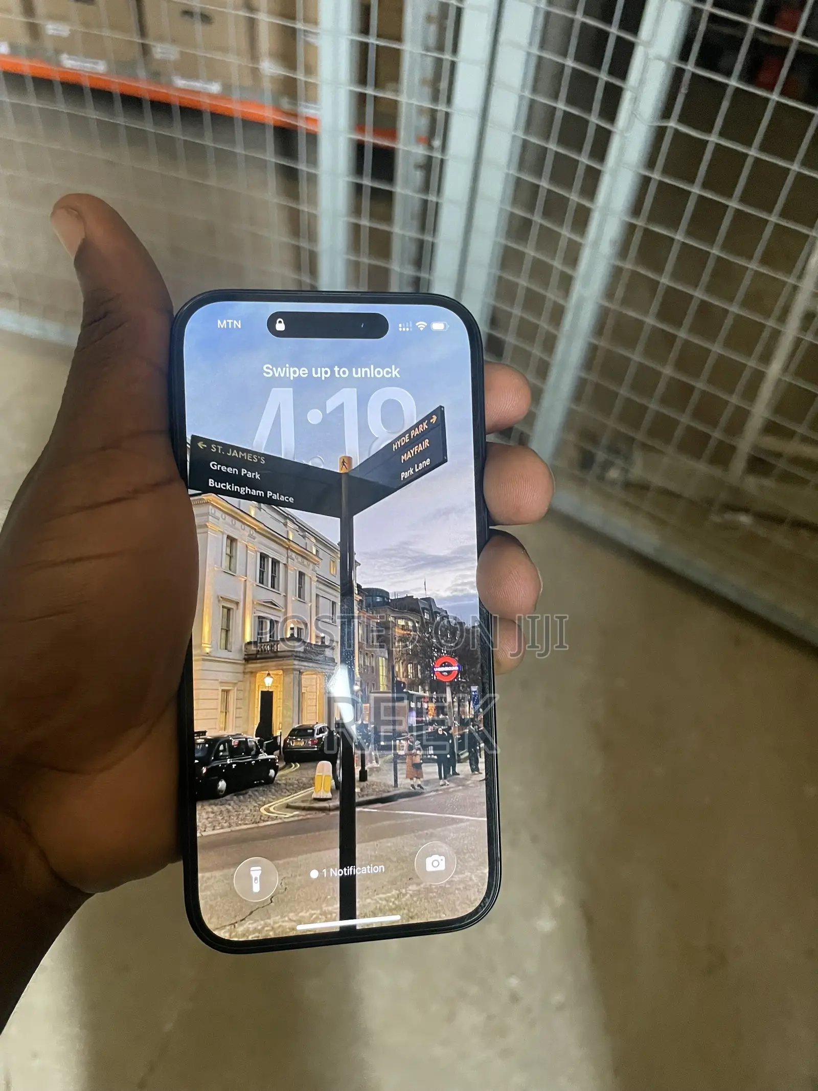 Apple iPhone 16 128 GB Black