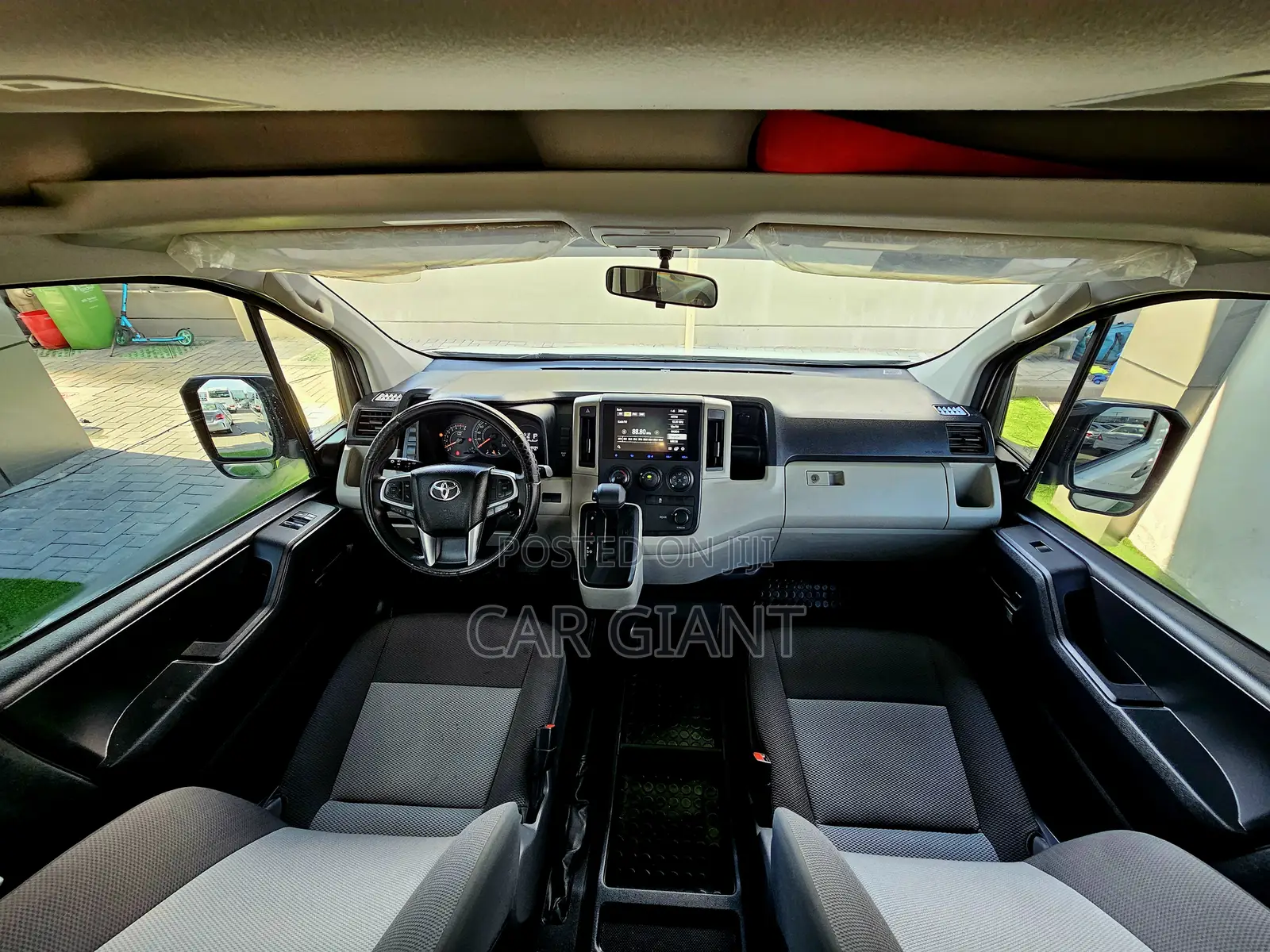 Toyota HiAce 2025 White