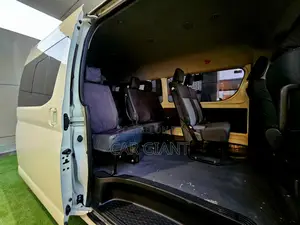 Toyota HiAce 2023 White