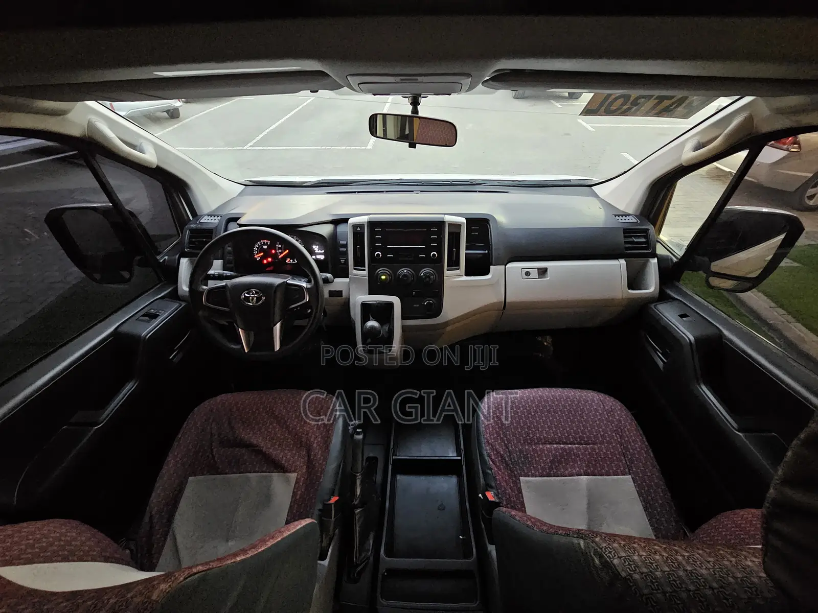 Toyota HiAce 2023 White