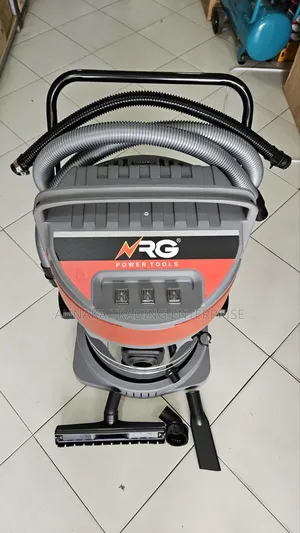 Industrial Vacuum Cleaner