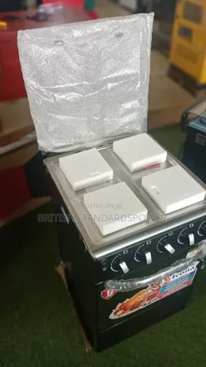Compact 4 Burner Cooker With Oven