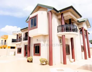 7bdrm Mansion in New Town for sale