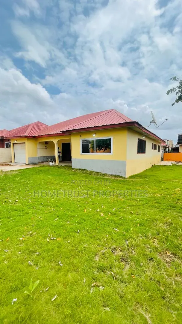 4bdrm House in Kwabenya Acp for rent