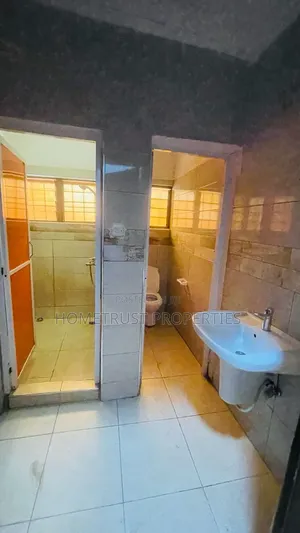 4bdrm House in Kwabenya Acp for rent