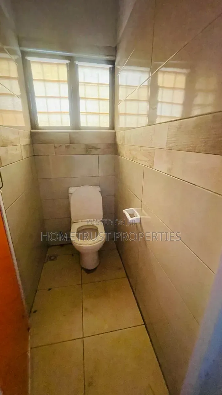 4bdrm House in Kwabenya Acp for rent