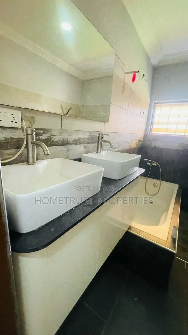 4bdrm House in Kwabenya Acp for rent
