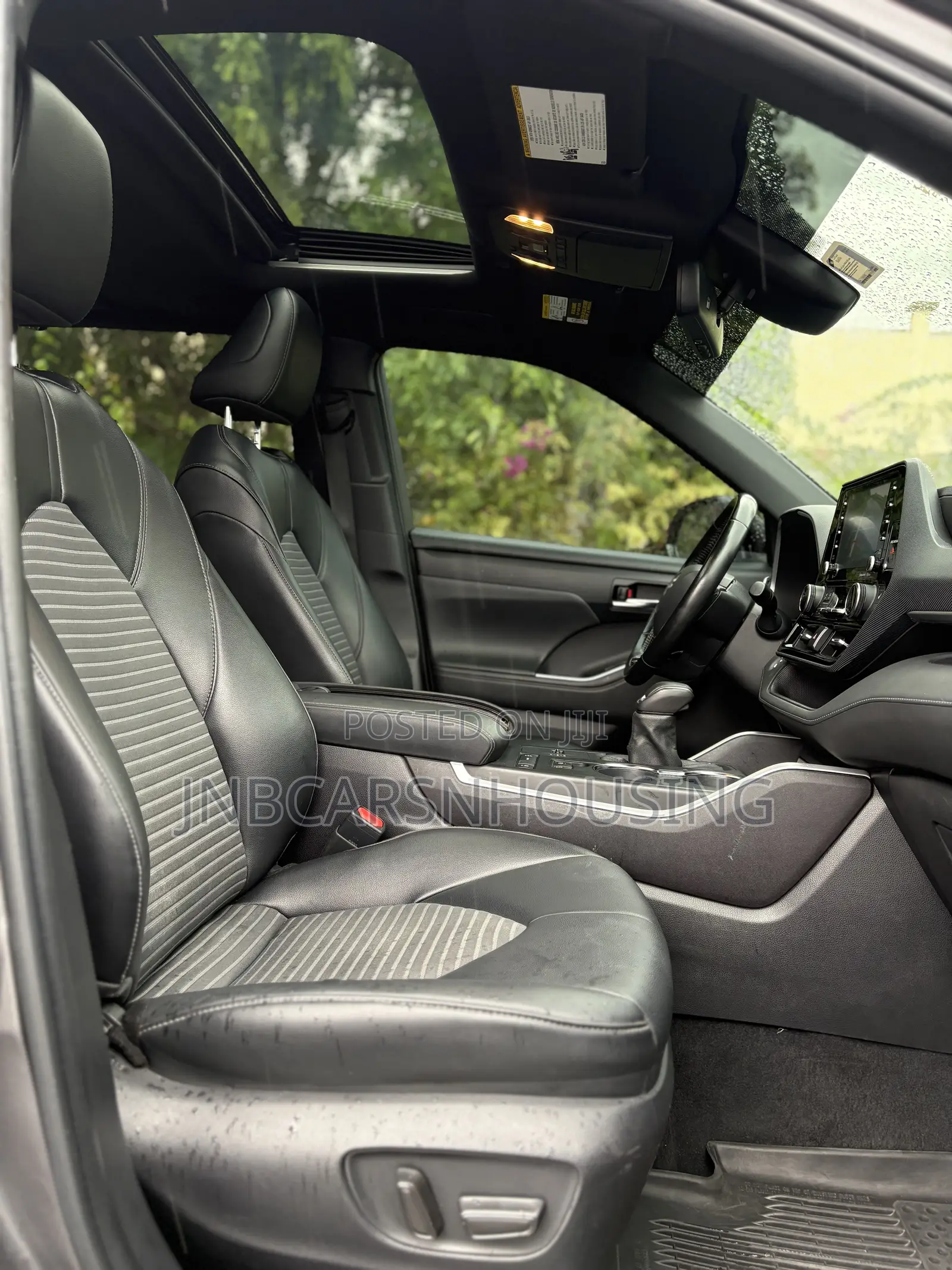Toyota Highlander XSE 2022 Gray