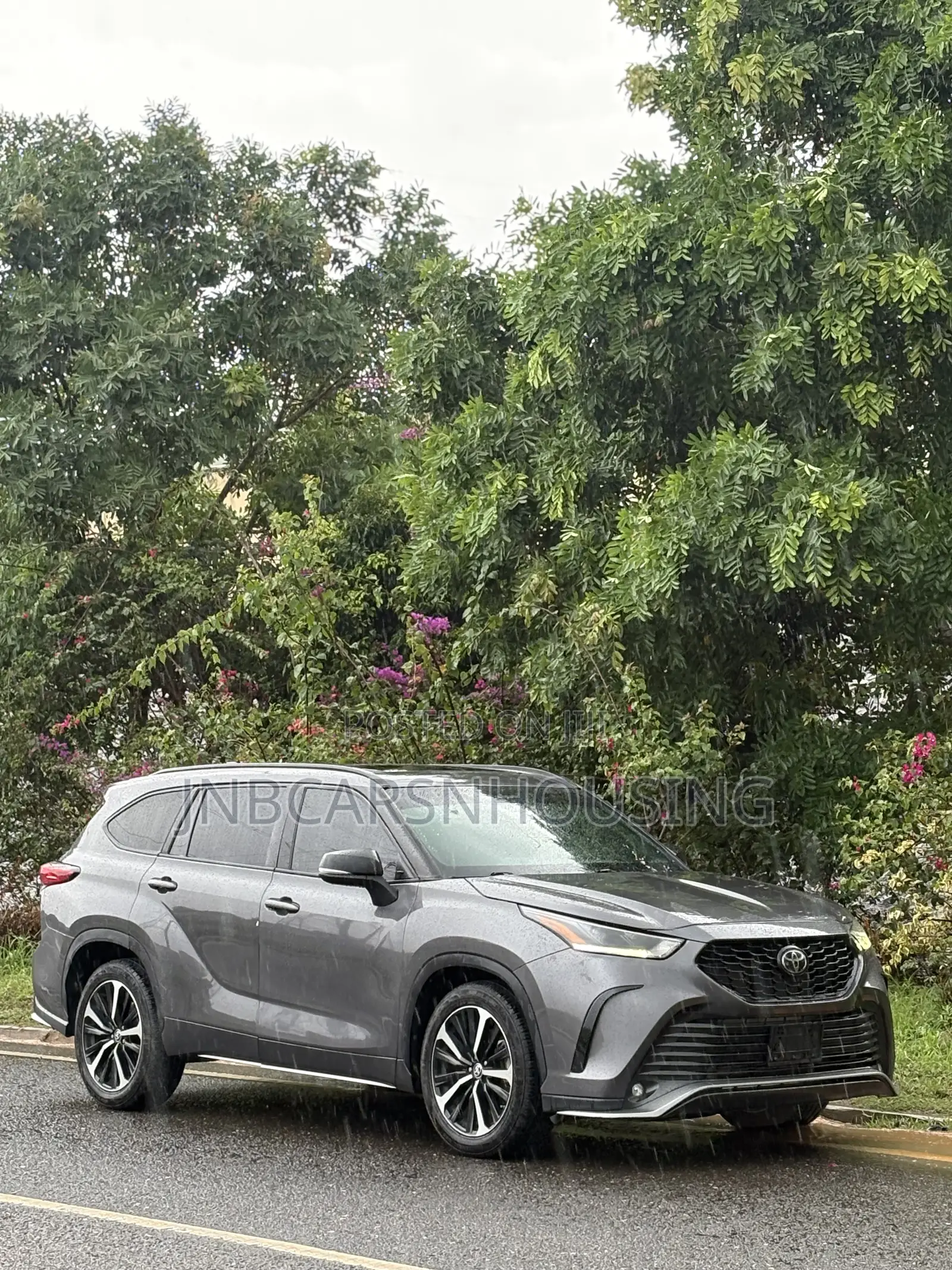 Toyota Highlander XSE 2022 Gray