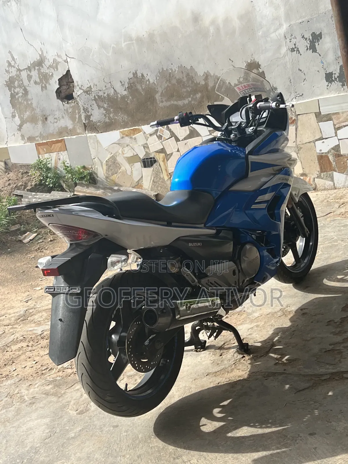 Suzuki 2018 Blue