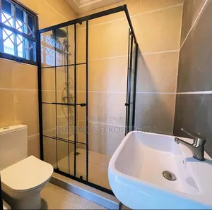 3bdrm Townhouse/Terrace in Kofis Realty, Spintex for sale