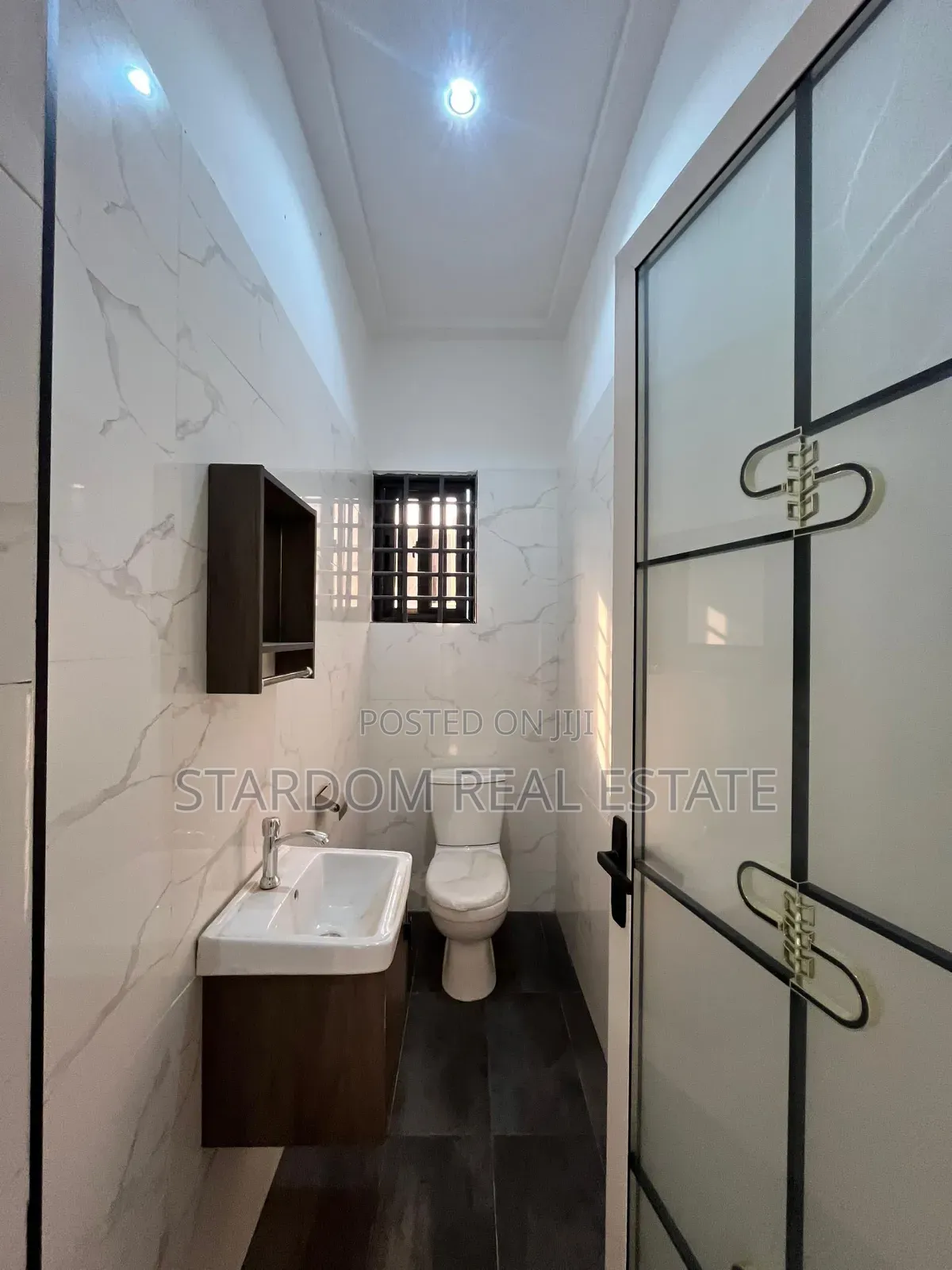 3bdrm Bungalow in Oyarifa for sale