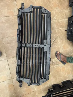 Ford F-150 Trucks 2017-2020 Radiator Shutter Grille