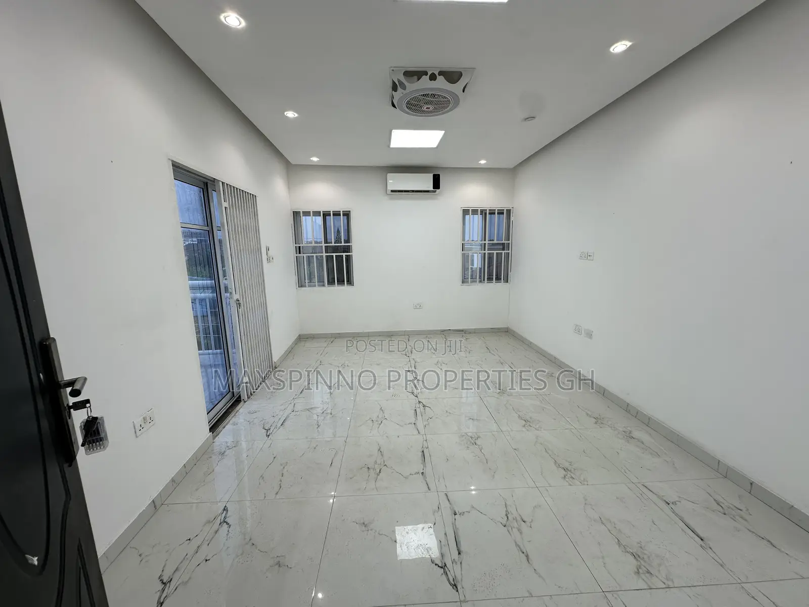 2bdrm Apartment in Maxspinno Properties, School Junction for rent