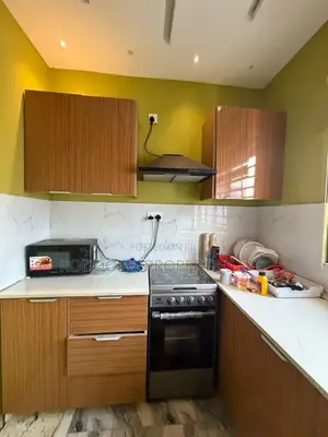 2bdrm House in Lakeside Estate for rent
