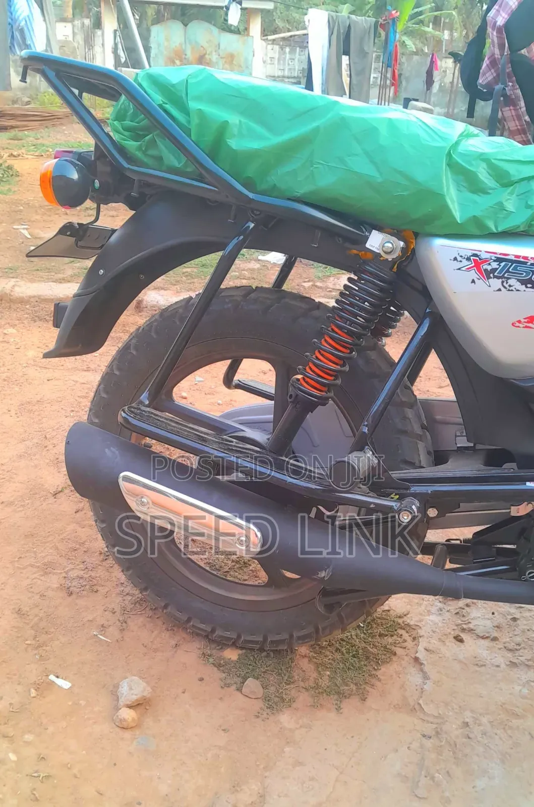 Bajaj Boxer 2025 Red