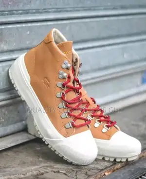 Lacoste Gripshot Mid Winter Boots