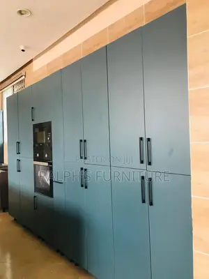 Kitchen Cabinet and Islands