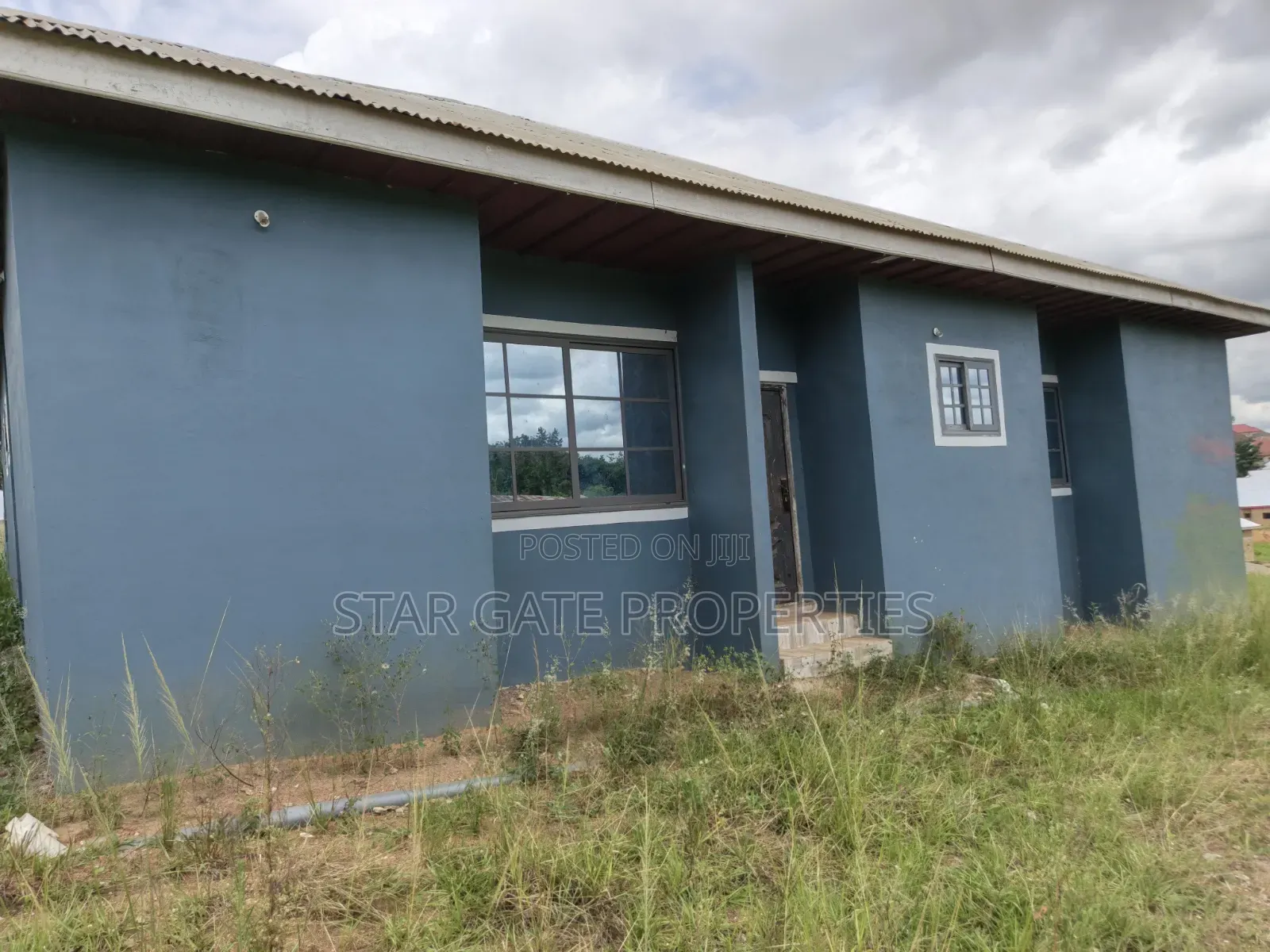5bdrm House in Akropong ( Osei Tutu, Kumasi Metropolitan for sale
