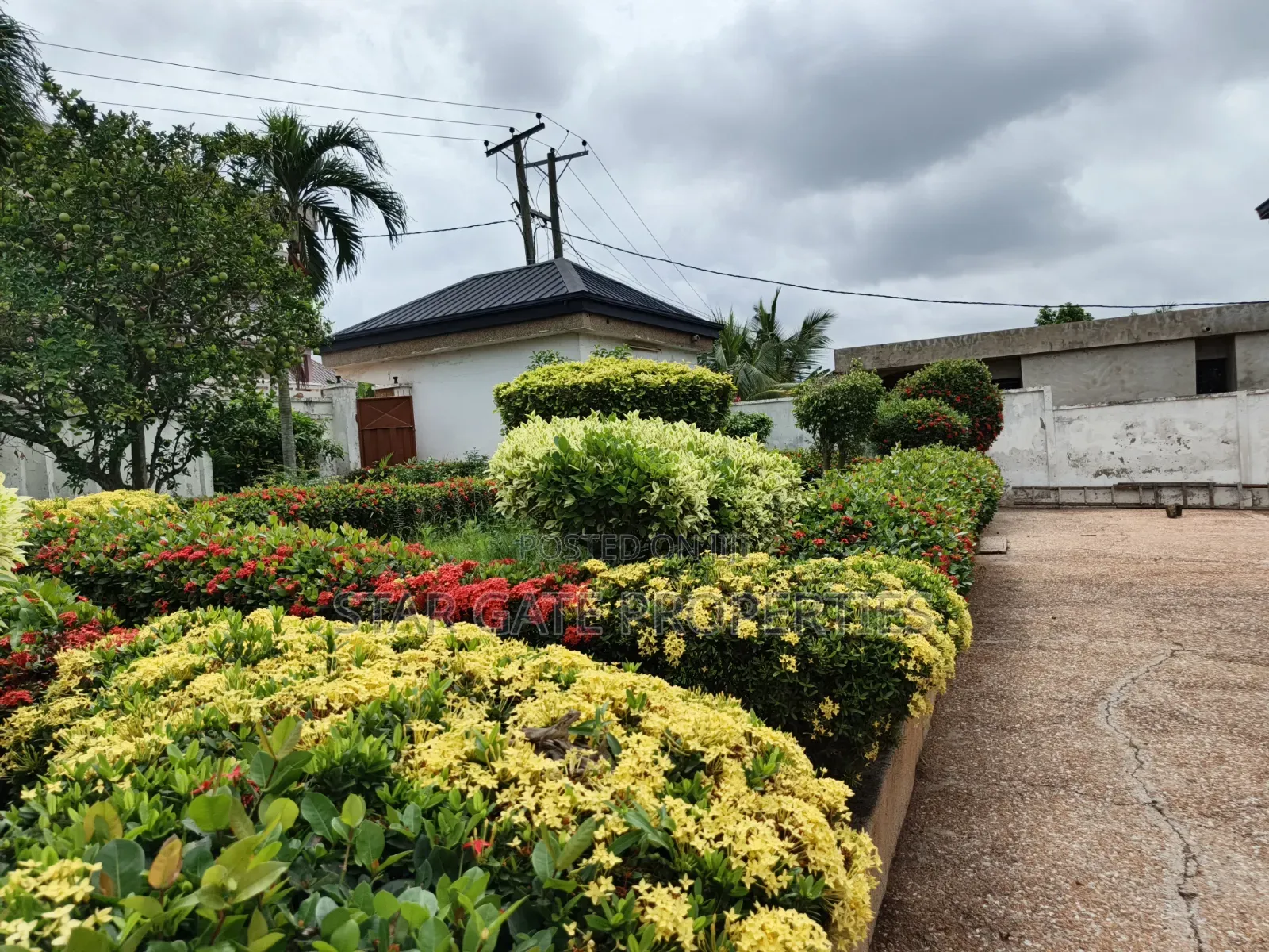 5bdrm House in Suame, Kumasi Metropolitan for sale