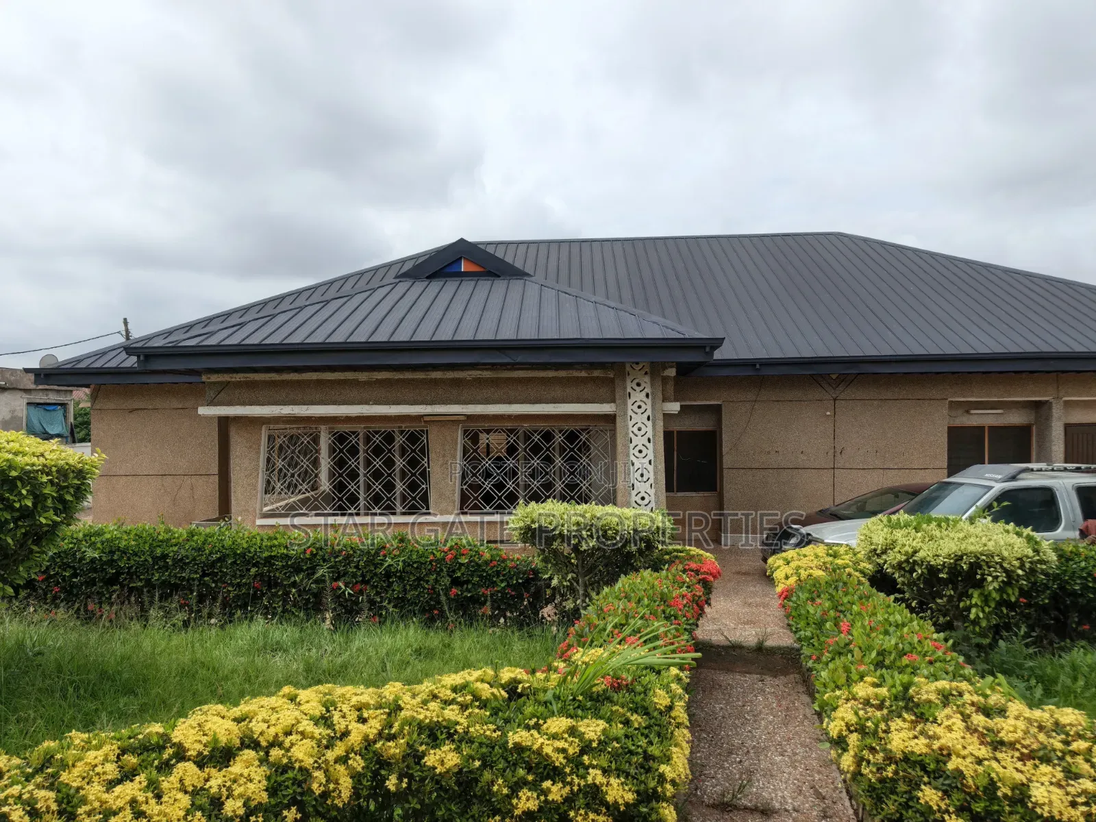 5bdrm House in Suame, Kumasi Metropolitan for sale