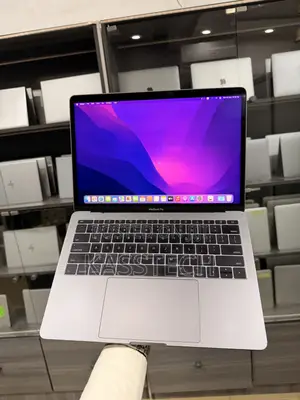 Laptop Apple MacBook Pro 2017 8GB Intel Core i5 SSD 128GB