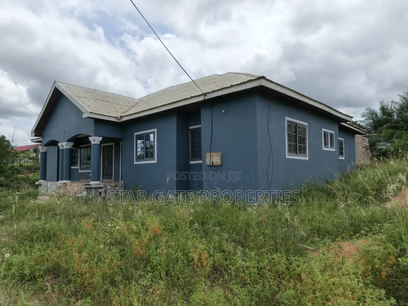 5bdrm House in Abuakwa Akropong, Atwima Nwabiagya for sale