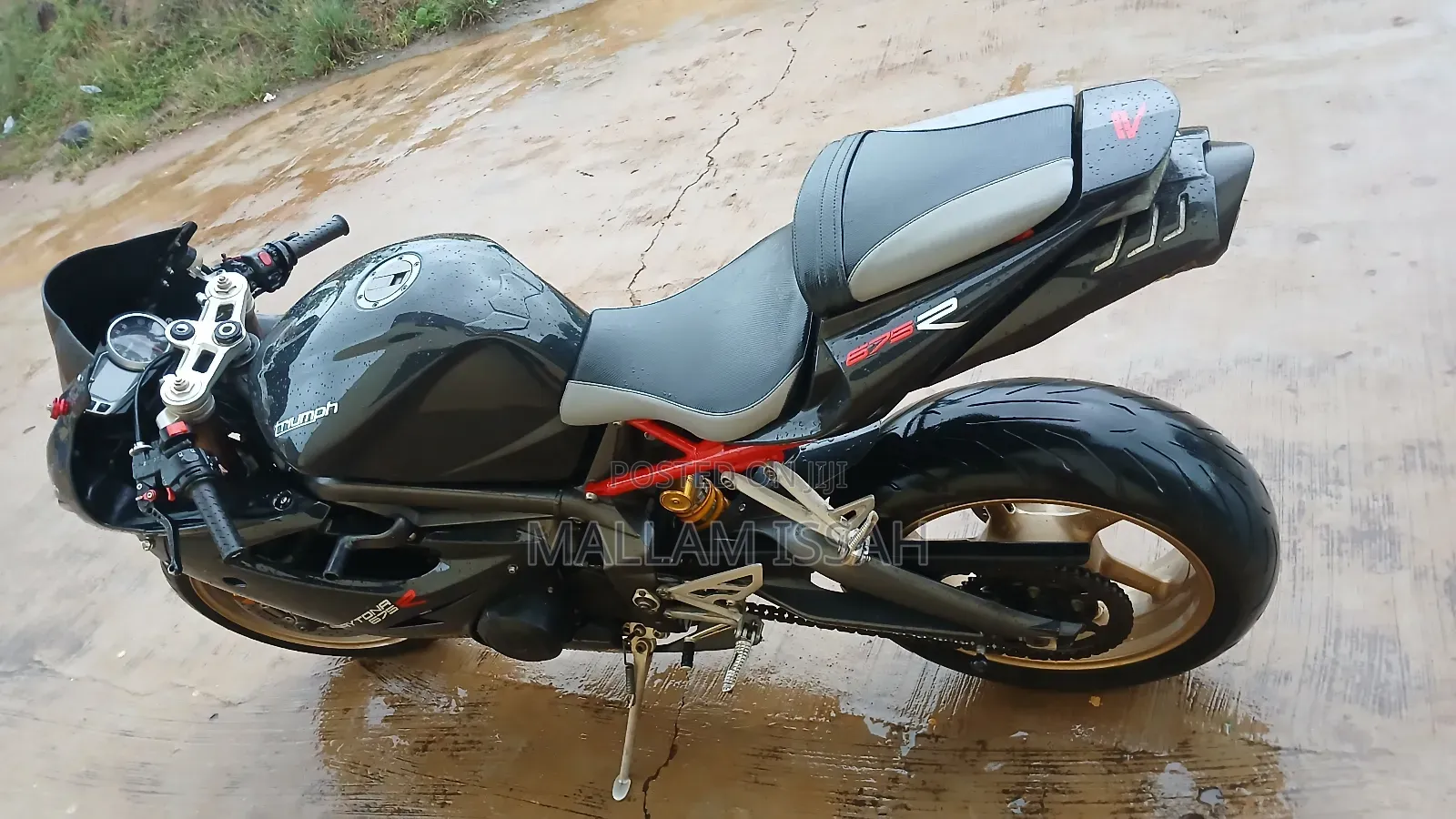 Triumph 2016 Black