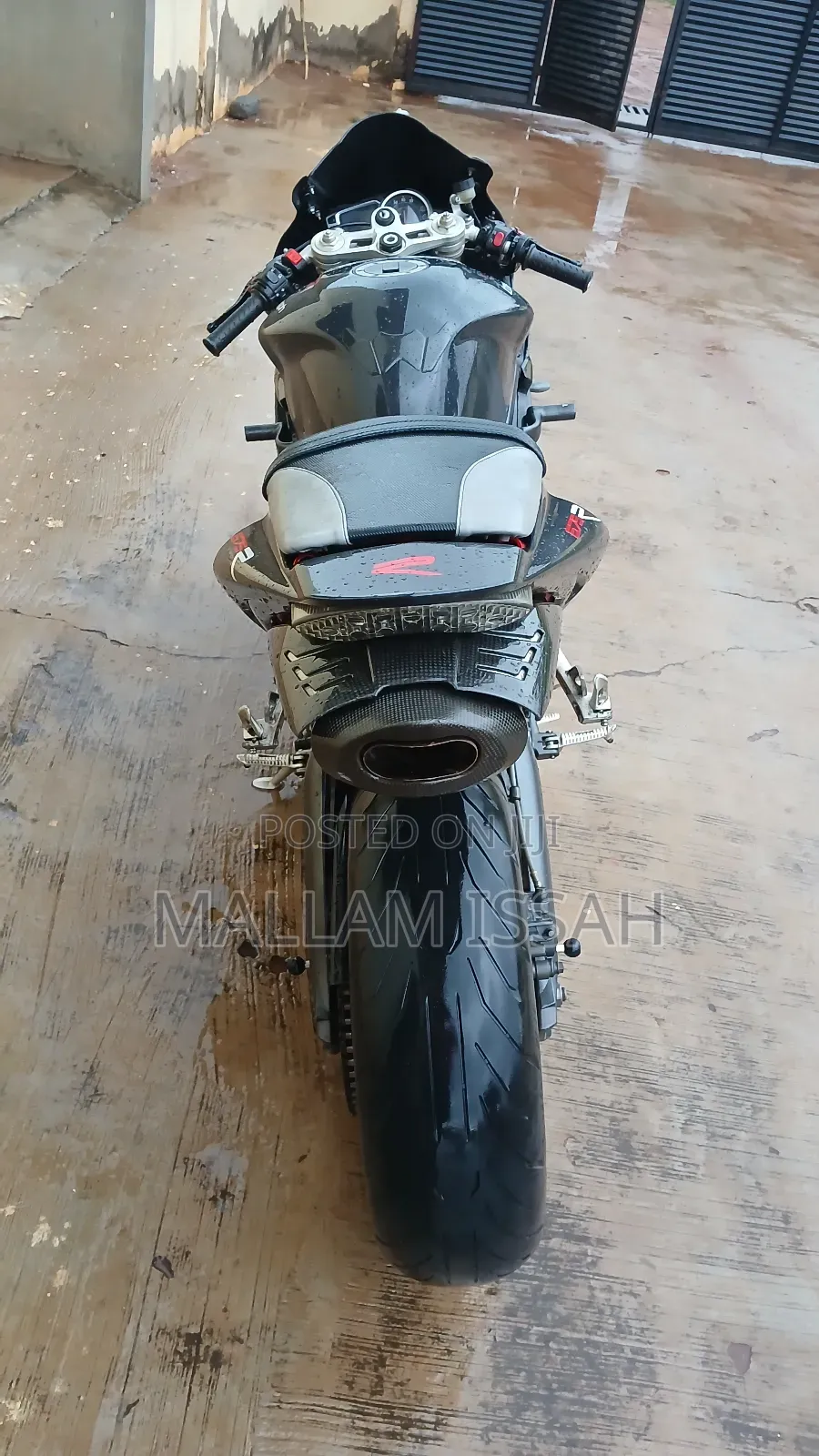 Triumph 2016 Black