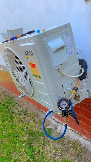Air Conditioner Installation Repair Technician