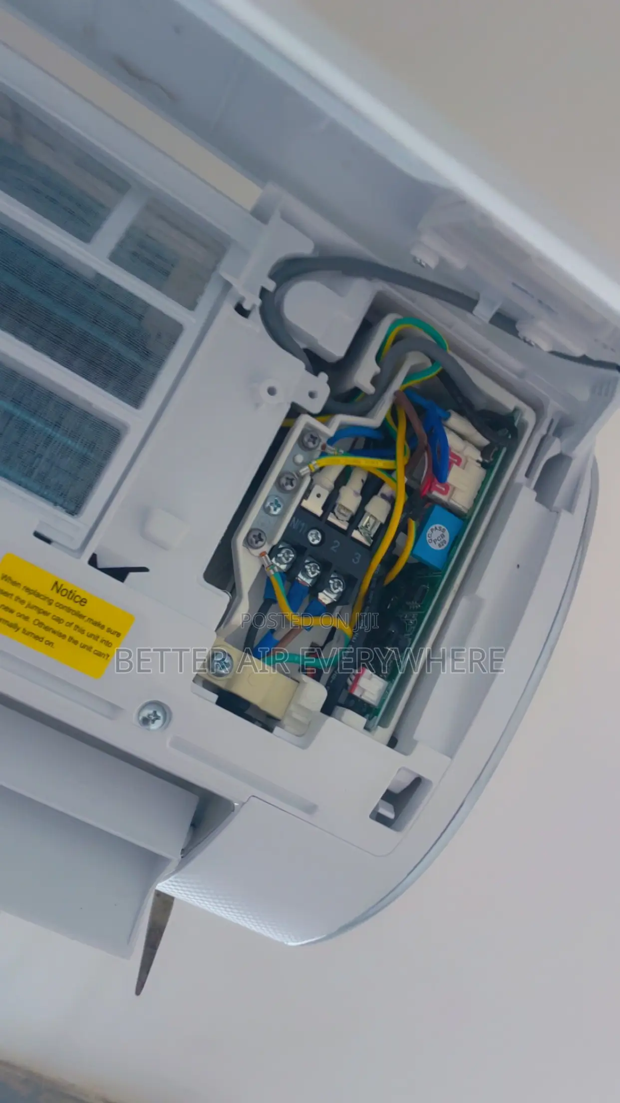 Air Conditioner Installation Repair Technician