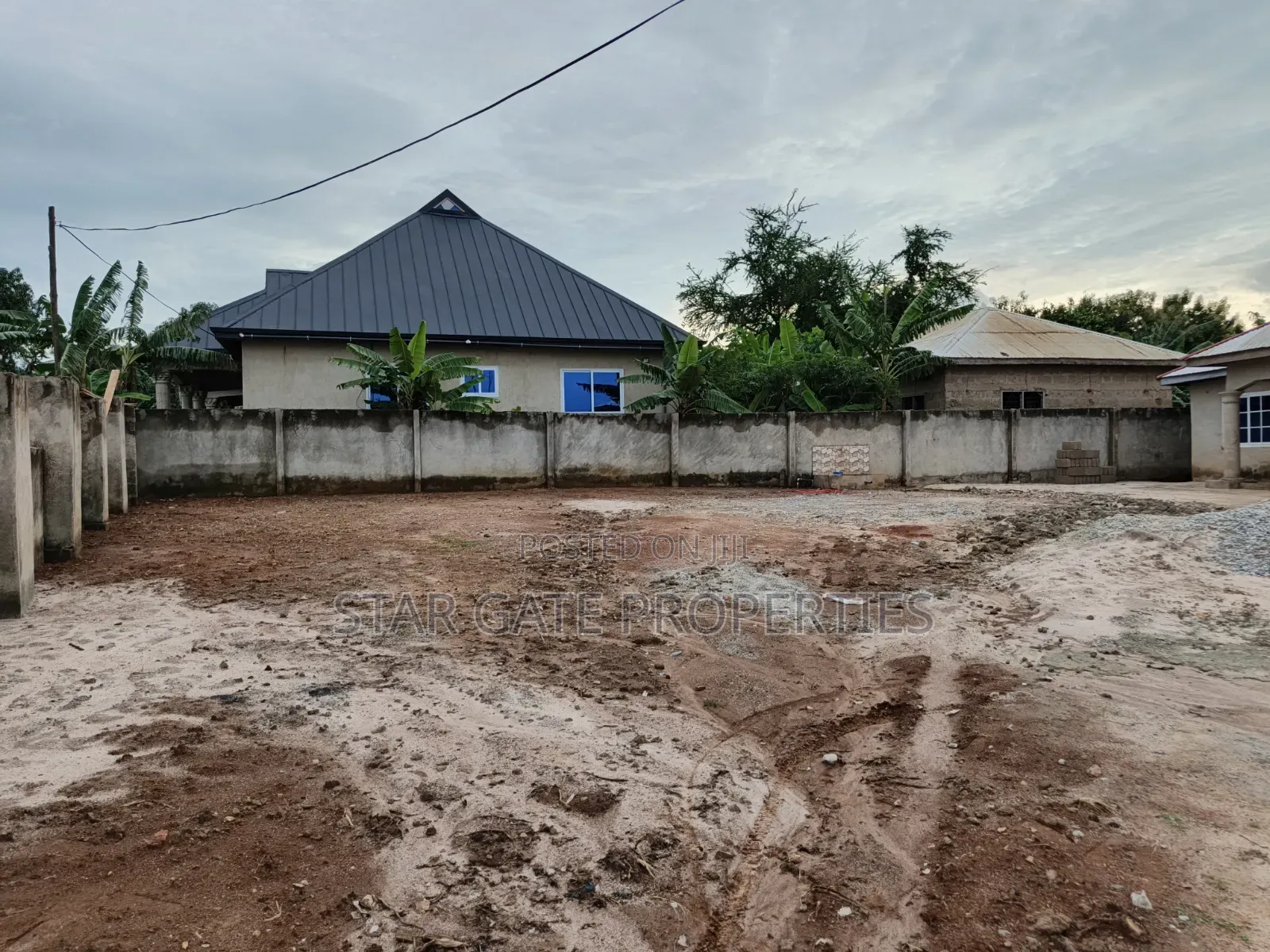6bdrm House in Asuofia Nketia, Kumasi Metropolitan for sale