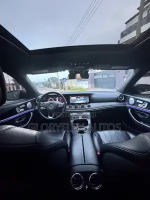 Mercedes-Benz E300 2018 White