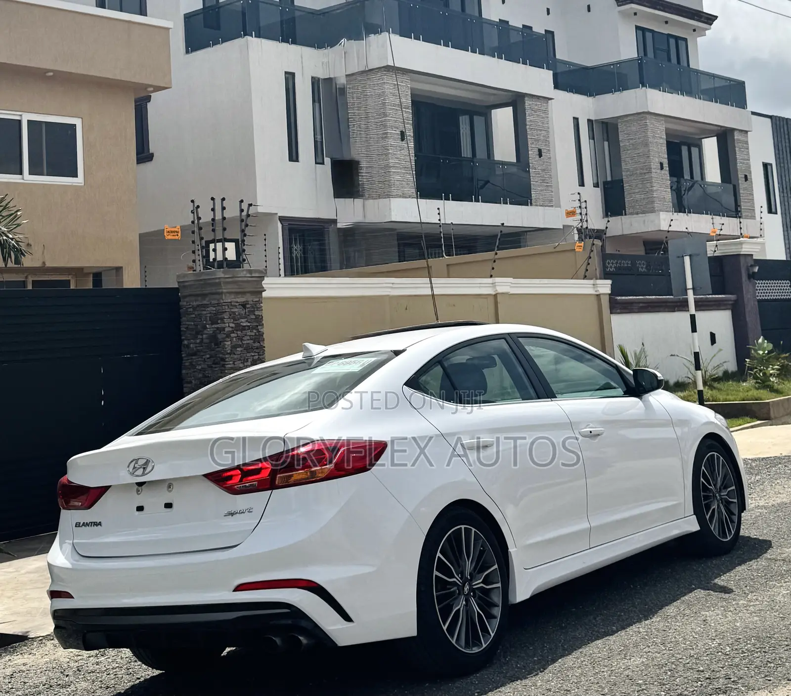 Hyundai Elantra Sport 2018 White