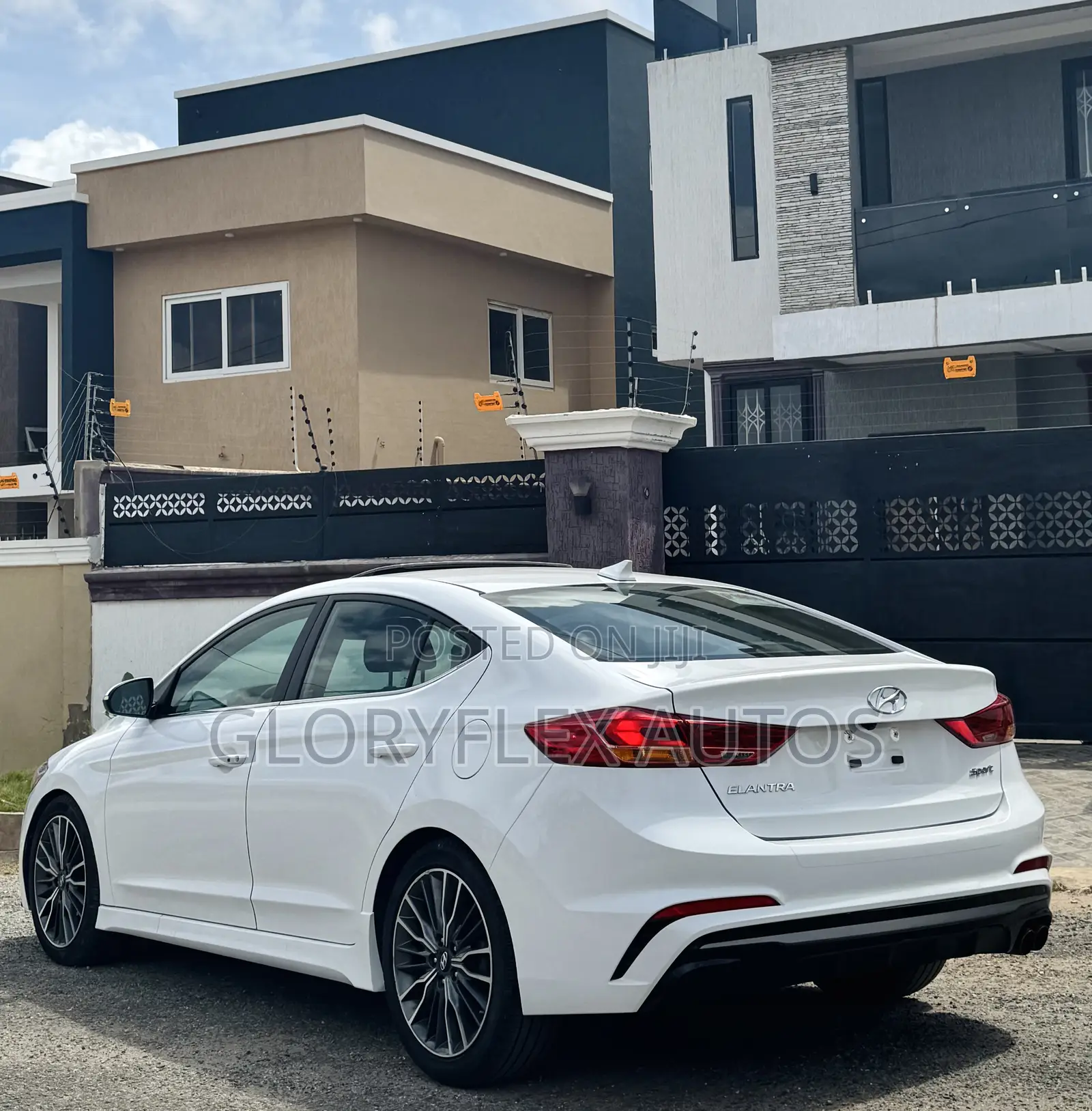 Hyundai Elantra Sport 2018 White