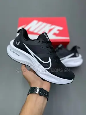 Nike Zoom X Smiley Black and White