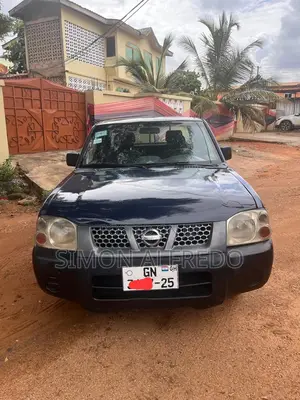 Nissan Hardbody 2004 Blue