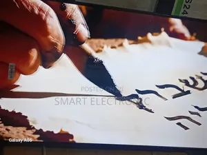 Samsung 43” Crystal Uhd Tv With Rich Sound Clear Images