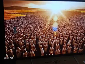 Samsung 43-Inch Ultra Hd Television for Immersive Entertainment