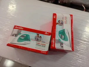 Fast Heating Steam Iron With Smooth Glide Technology