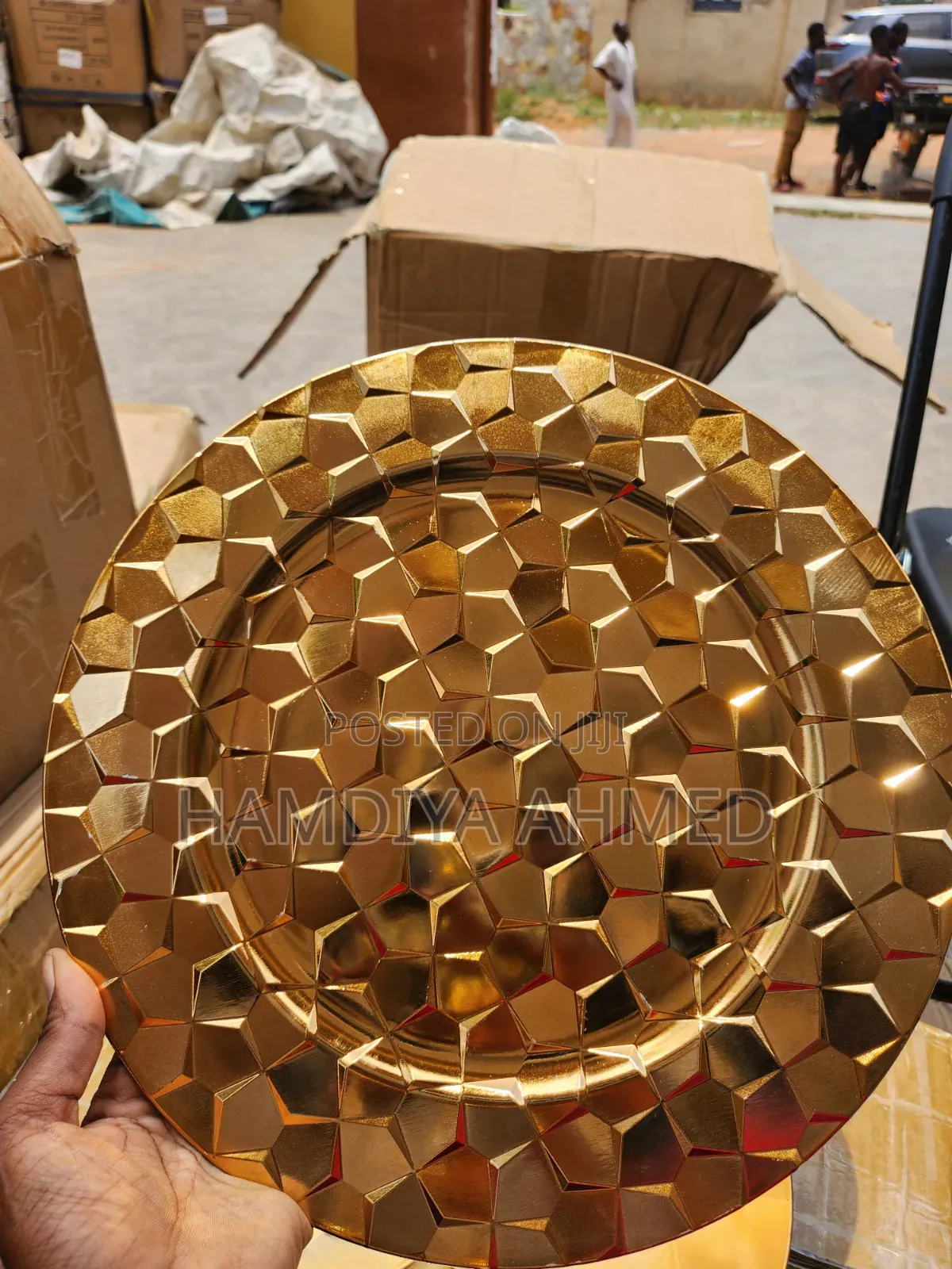 Underplates