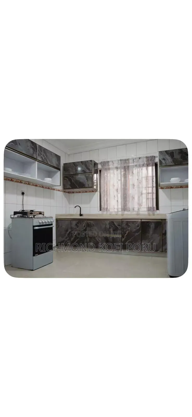 Furnished 3bdrm Apartment in Kofis Realty, Sakumono for rent