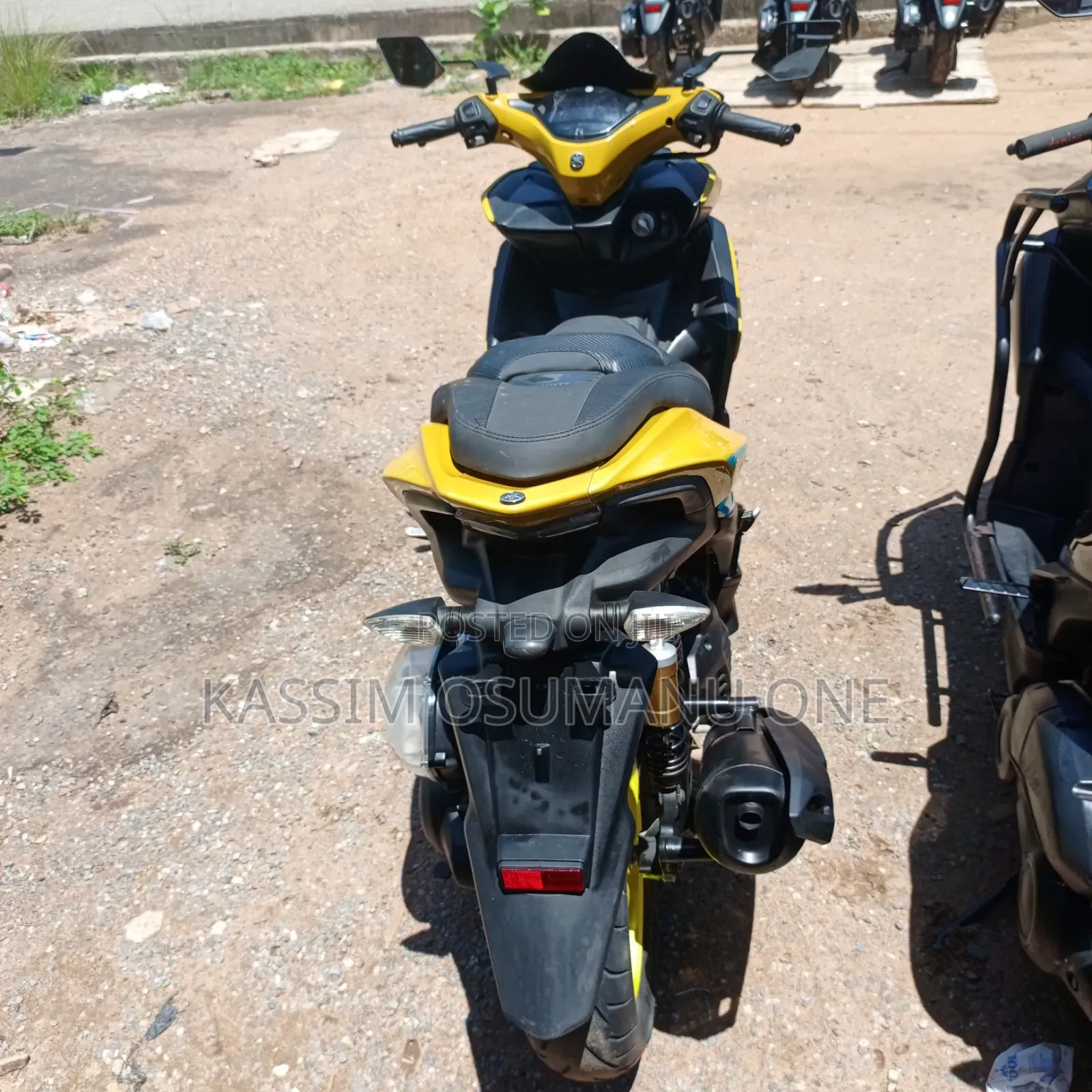 Yamaha NMAX 155 2024 Yellow