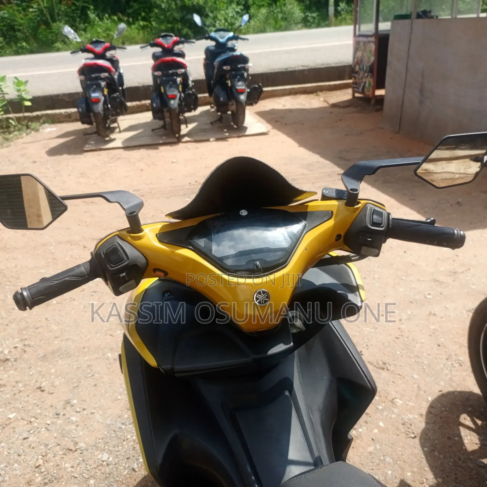 Yamaha NMAX 155 2024 Yellow
