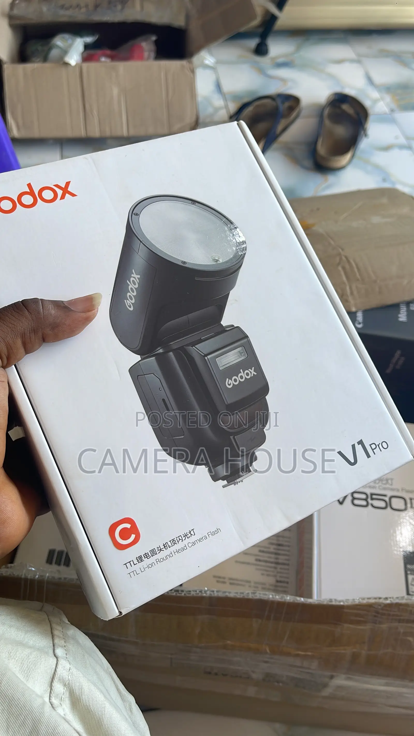Godox V1 Pro Flash