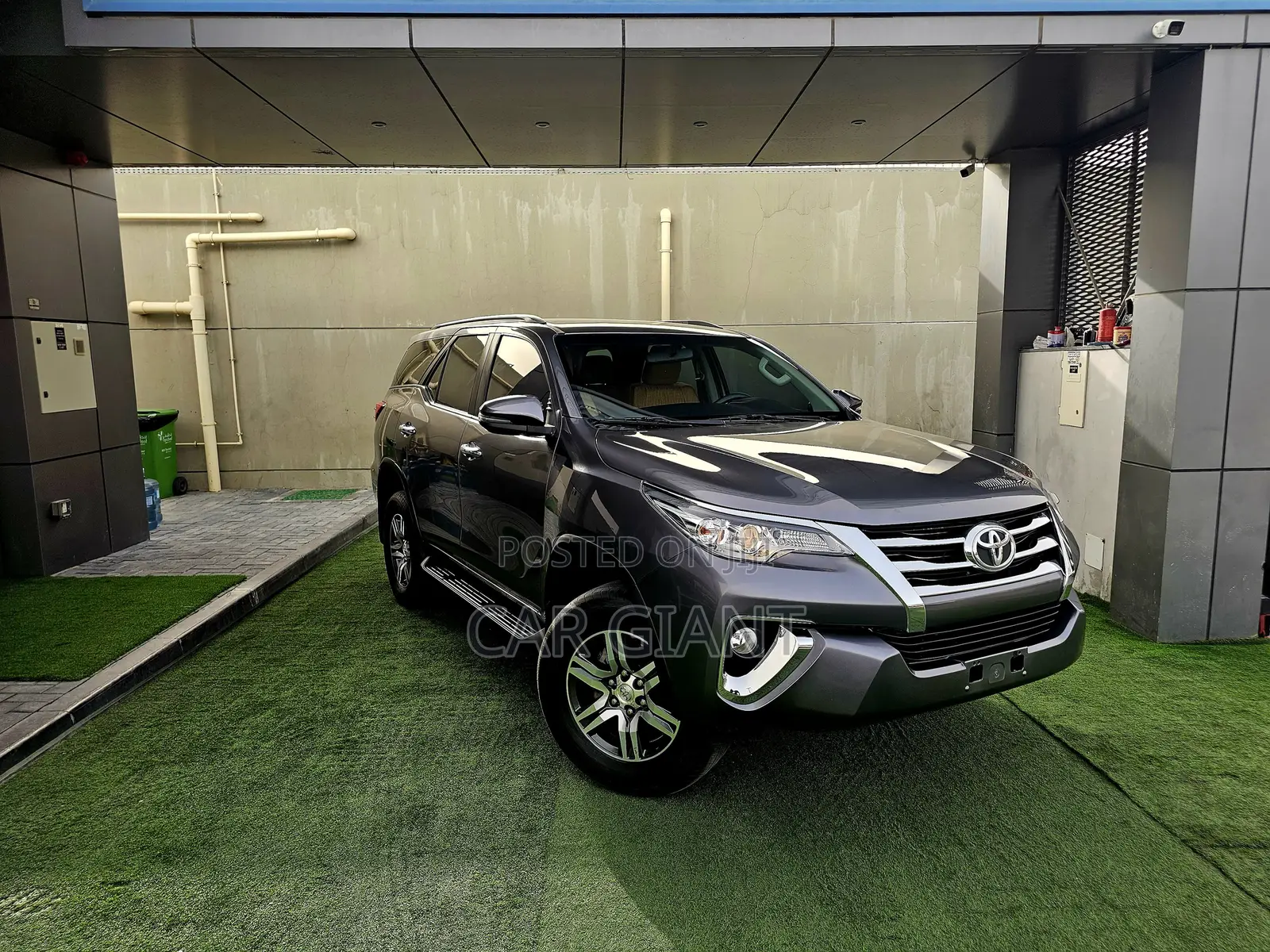 Toyota Fortuner 2.7 AWD 2020 Gray